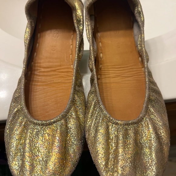 Starstruck Tieks- Shimmering Gold Women's Flats - Picture 7 of 8